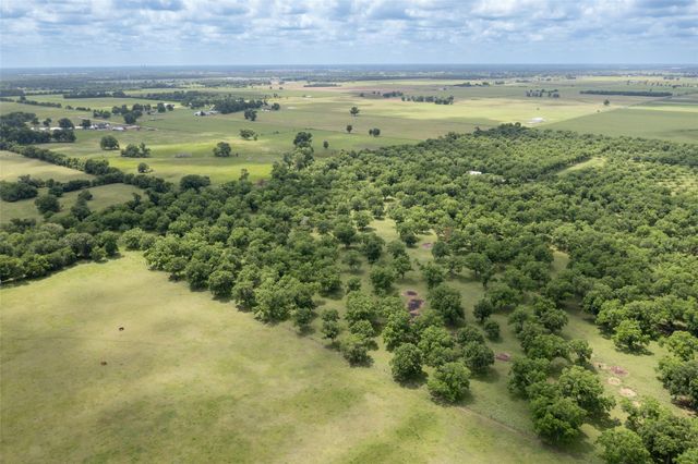2640 County Road 107, Boling, TX 77420