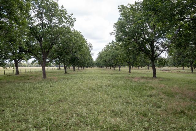 2640 County Road 107, Boling, TX 77420