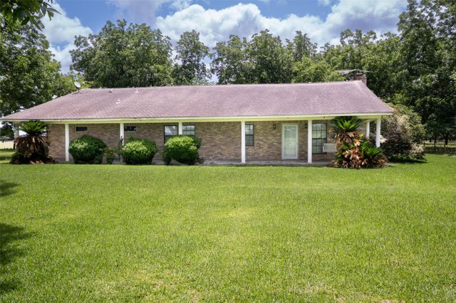 2640 County Road 107, Boling, TX 77420