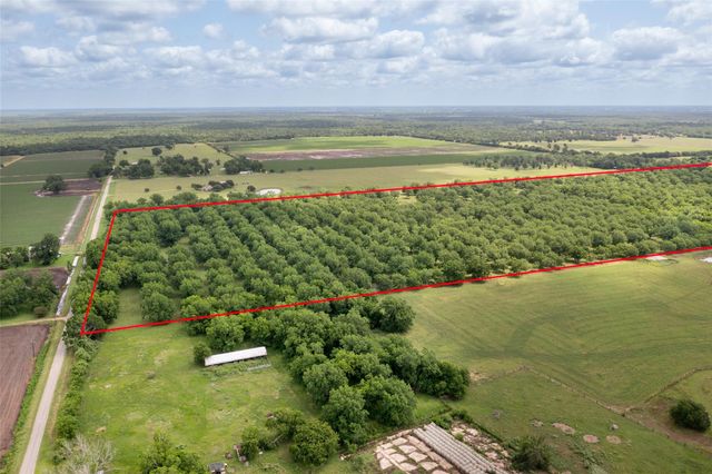 2640 County Road 107, Boling, TX 77420