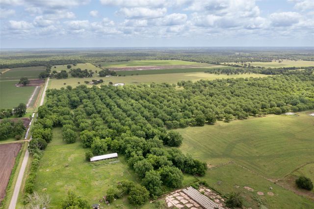 2640 County Road 107, Boling, TX 77420