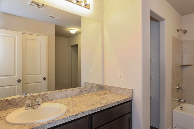 5112 Applegate Drive, Fort Worth, TX 76119