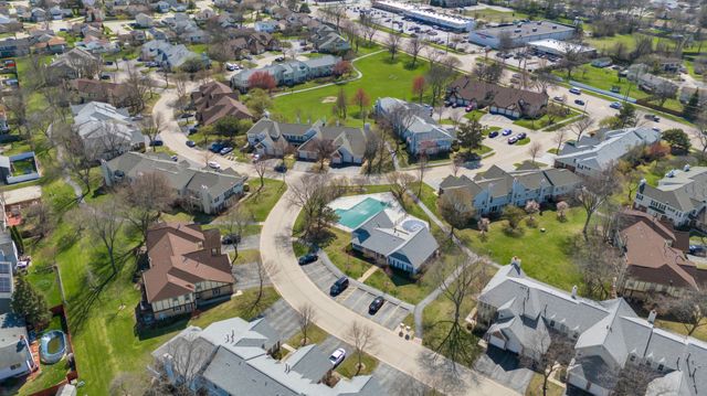 1903 Quaker Hollow Lane, Streamwood, IL 60107