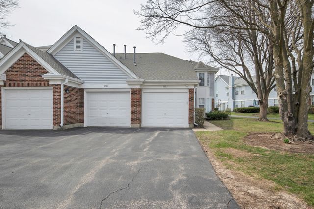 1903 Quaker Hollow Lane, Streamwood, IL 60107