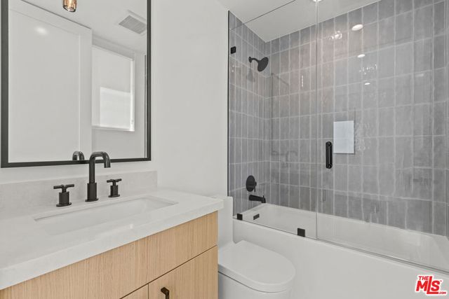 5841 Kester Avenue, Van Nuys, CA 91411