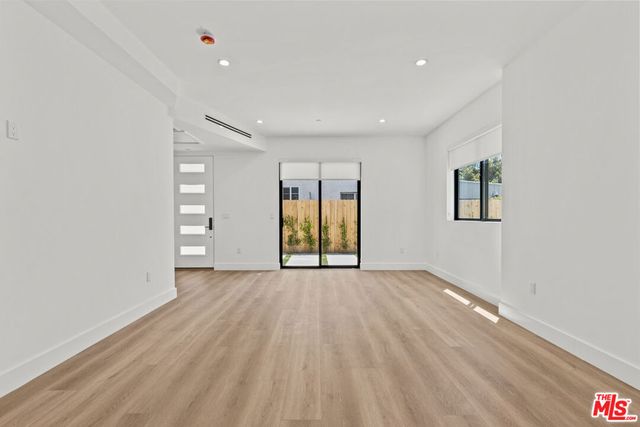 5841 Kester Avenue, Van Nuys, CA 91411