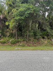 703 Cleveland AVE, Lehigh Acres, FL 33972