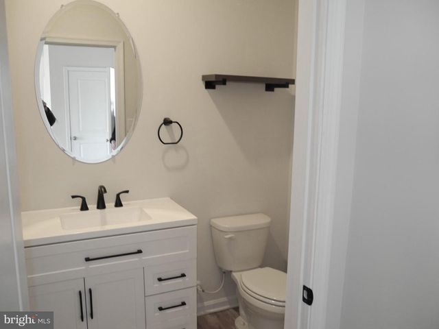 11216 CROSS FIELDS DR, Waynesboro, PA 17268