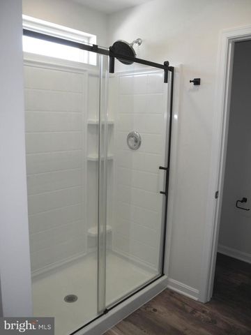 11216 CROSS FIELDS DR, Waynesboro, PA 17268