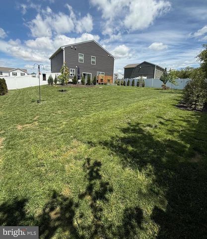 11216 CROSS FIELDS DR, Waynesboro, PA 17268