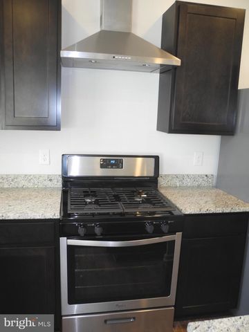 11216 CROSS FIELDS DR, Waynesboro, PA 17268