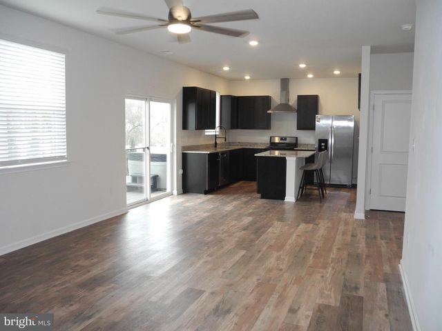 11216 CROSS FIELDS DR, Waynesboro, PA 17268