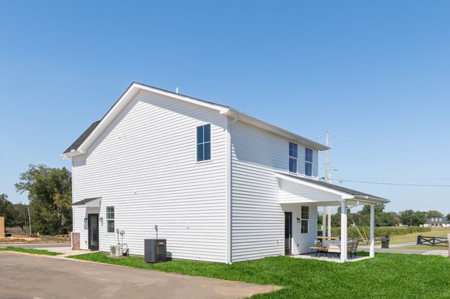 1610 Daly Dr, Cookeville, TN 38506