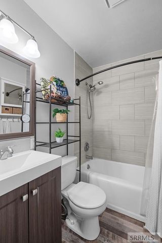 271 W 1st N, Rexburg, ID 83440
