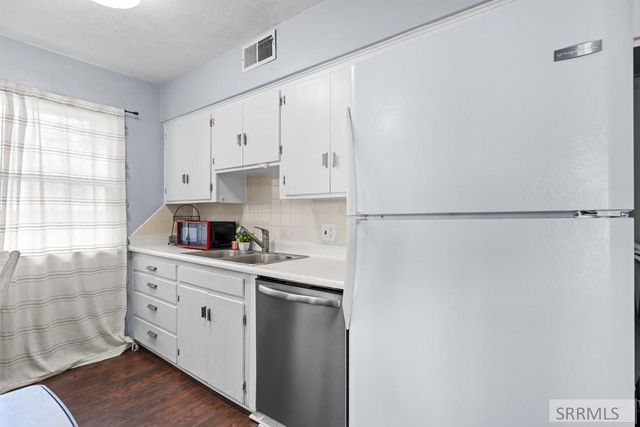 271 W 1st N, Rexburg, ID 83440