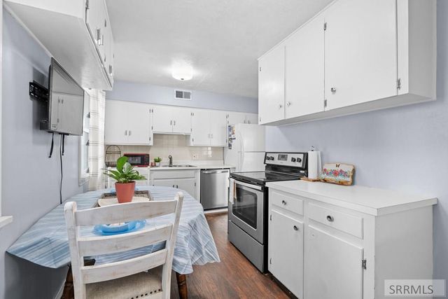 271 W 1st N, Rexburg, ID 83440