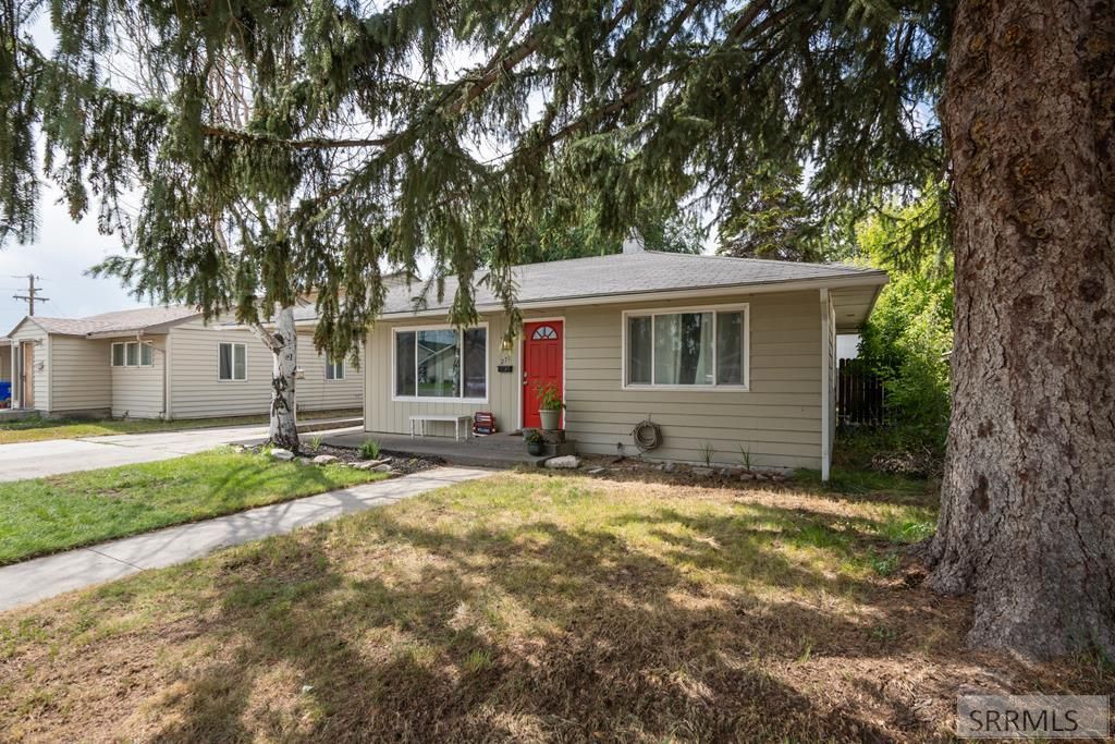 271 W 1st N, Rexburg, ID 83440