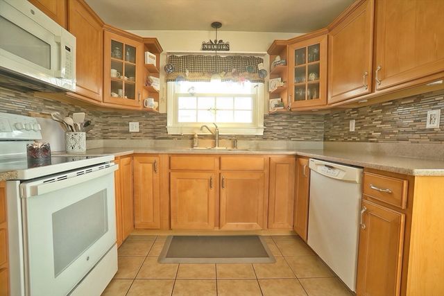 108 Caswell Street, New Bedford, MA 02745