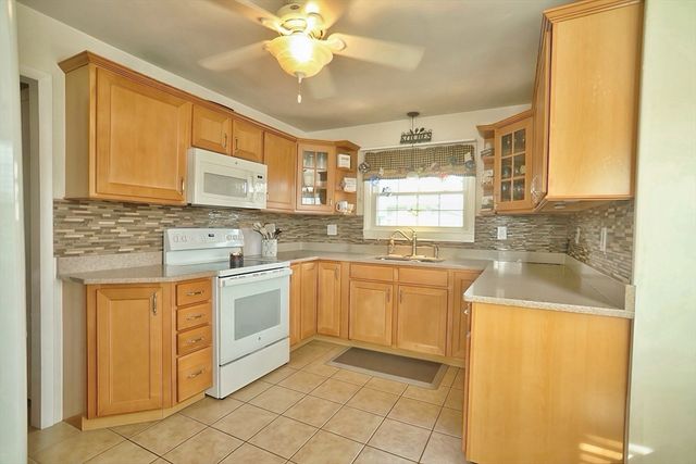 108 Caswell Street, New Bedford, MA 02745