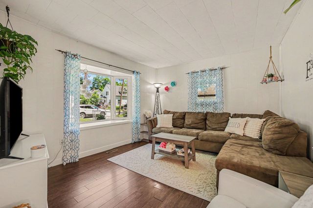 406 E May Street, Pleasant, MI 48858