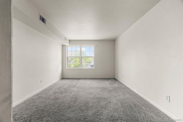 2856 17th Avenue 207, Greeley, CO 80631