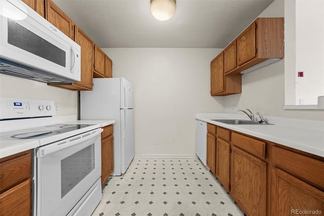 2856 17th Avenue 207, Greeley, CO 80631