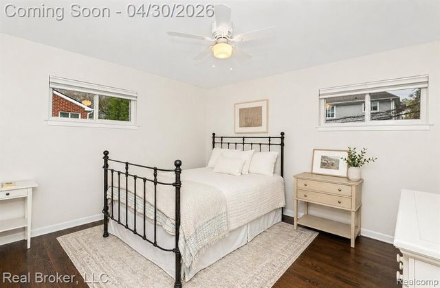 8410 Northfield Boulevard, Oak Park, MI 48237