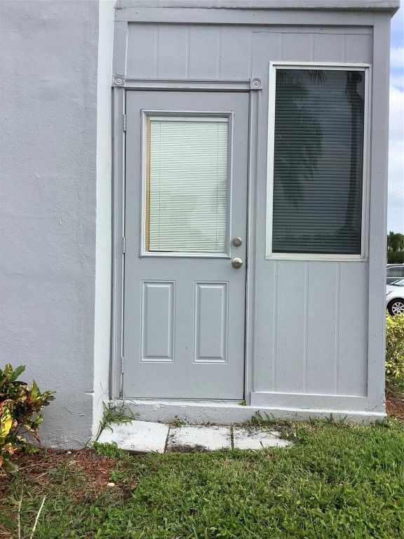 Image 13 of property listing at Address unavailable.