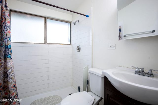 5610 E 20th Street, Tucson, AZ 85711