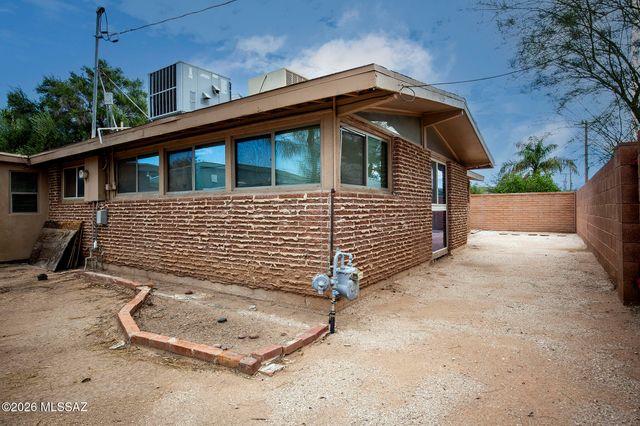 5610 E 20th Street, Tucson, AZ 85711