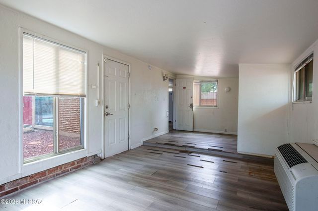 5610 E 20th Street, Tucson, AZ 85711
