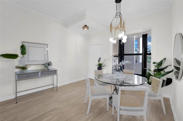 7460 La Paz Blvd 202, Boca Raton, FL 33433