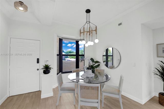 7460 La Paz Blvd 202, Boca Raton, FL 33433