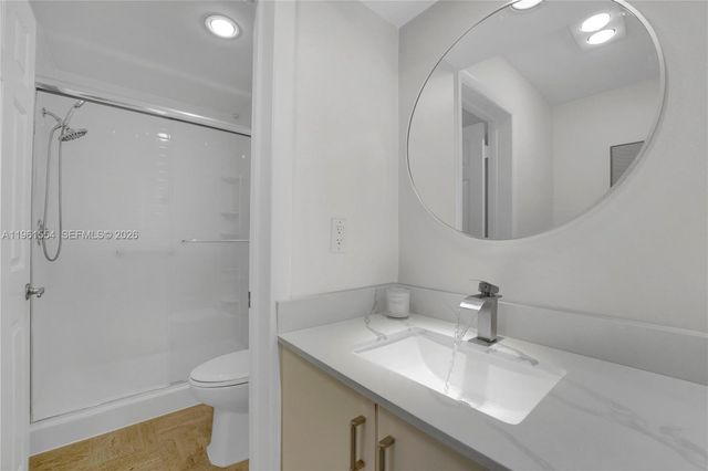 7460 La Paz Blvd 202, Boca Raton, FL 33433