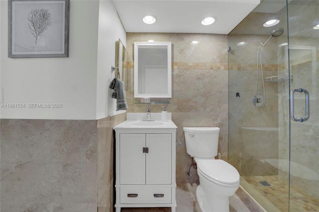 7460 La Paz Blvd 202, Boca Raton, FL 33433