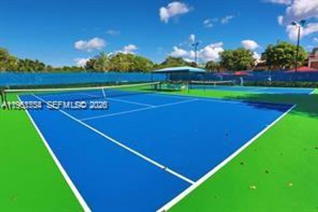 7460 La Paz Blvd 202, Boca Raton, FL 33433