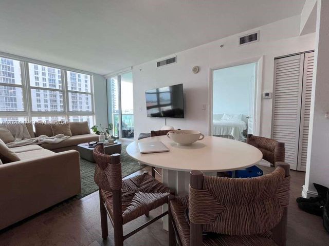 500 NE 29th St 1005, Miami, FL 33137
