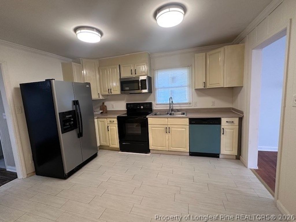 1702 Edgecombe Avenue, Fayetteville, NC 28301 — photo 16
