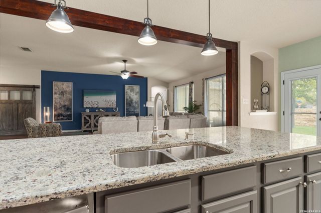 2003 Laivita Mist, San Antonio, TX 78251