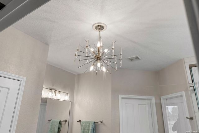 2003 Laivita Mist, San Antonio, TX 78251