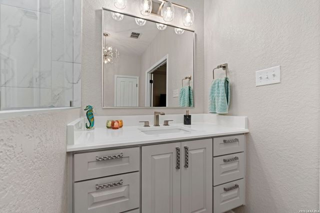 2003 Laivita Mist, San Antonio, TX 78251