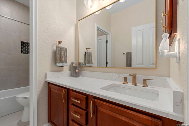 2003 Laivita Mist, San Antonio, TX 78251