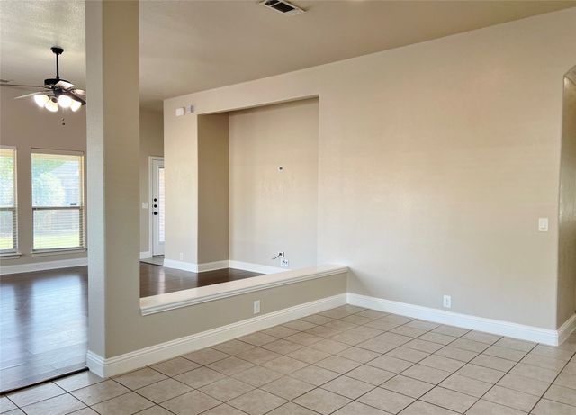 6613 Meadow Glen Drive, Midlothian, TX 76065