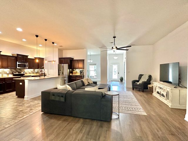 5930 Wind Trace Road, Crestview, FL 32536