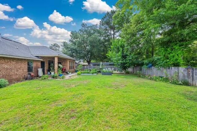 5930 Wind Trace Road, Crestview, FL 32536