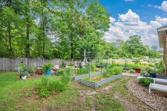 5930 Wind Trace Road, Crestview, FL 32536