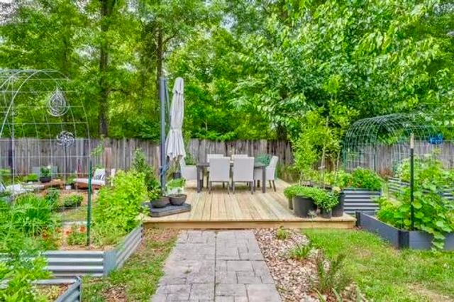 5930 Wind Trace Road, Crestview, FL 32536