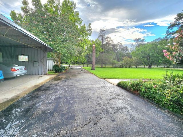 11547 Crockett Martin Road, Conroe, TX 77306