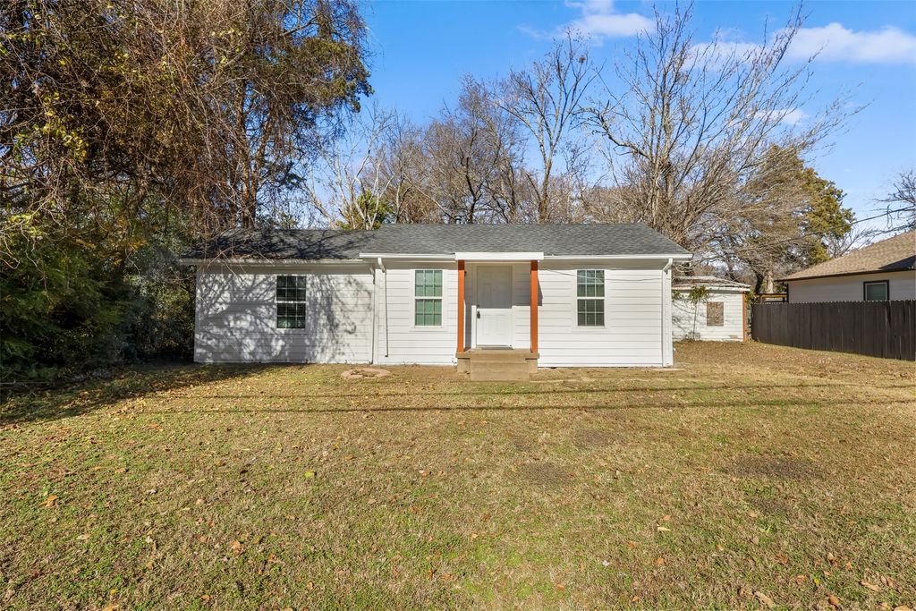 10319 Old Seagoville Road, Dallas, TX 75217