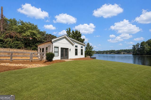 2880 Emerald Drive, Jonesboro, GA 30236